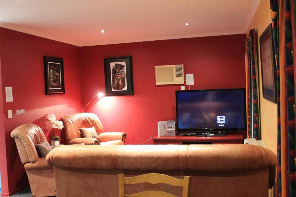 Popular Family And Pet Friendly Modern Cosy Bach Wifi Villa Hanmer Springs Ngoại thất bức ảnh